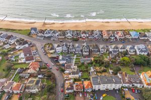 Photo 33- click for photo gallery